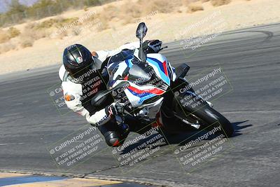 media/Feb-13-2022-SoCal Trackdays (Sun) [[c9210d39ca]]/Turn 7 Inside (1040am)/